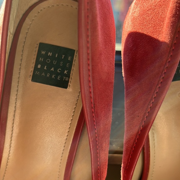 White House Black Market Suede soft Red heels 9.5 M 🔥 - Picture 4 of 6